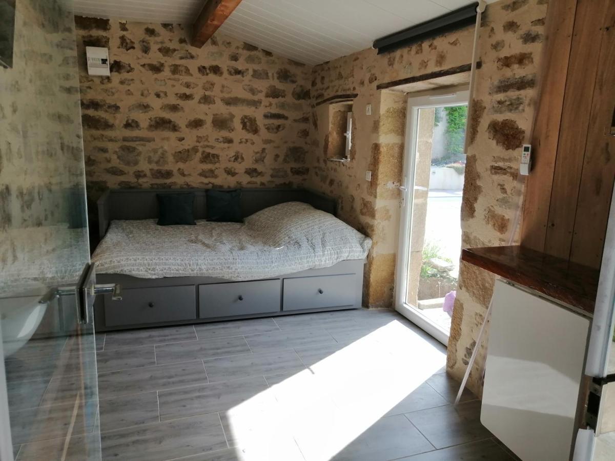 La Salamandre Apartment Vic-le-Comte Exterior photo